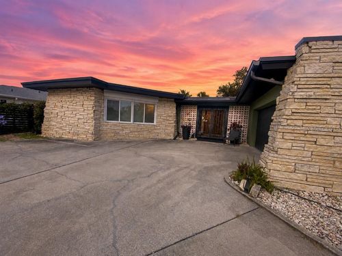 307 Orangewood Ln, LARGO, FL, 33770-4077 | Card Image