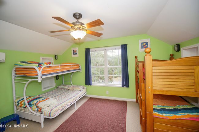 106 Se 21 St St, House other with 4 bedrooms, 3 bathrooms and 2 parking in Oak Island NC | Image 19