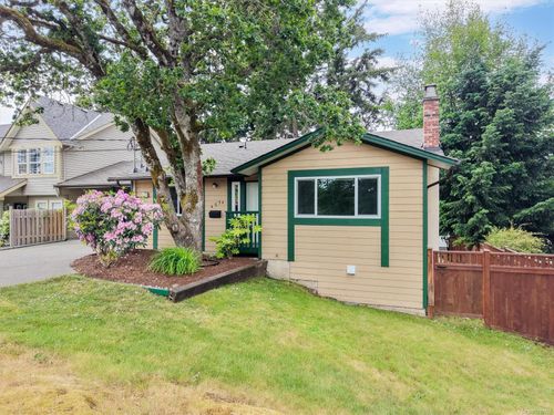 457B Sue Mar Pl, Colwood, BC, V9C3E1 | Card Image