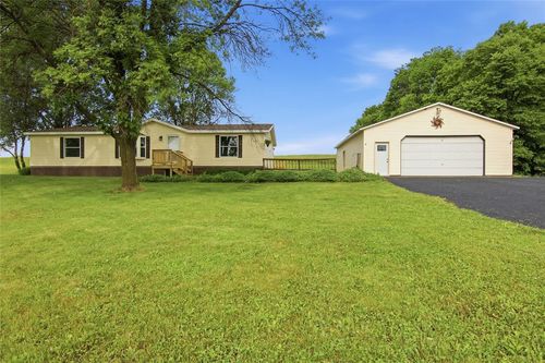 29198 State Highway 40, New Auburn, WI, 54757-8107 | Card Image