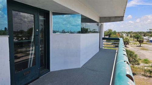 h3-1460 S Mccall Rd, ENGLEWOOD, FL, 34223-4870 | Card Image
