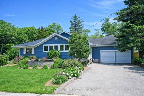 140 Wellington St, Waterdown, ON, L0R2H0 | Card Image