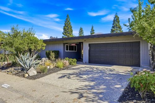 4434 Park Green Ct, Sacramento, CA, 95821-2234 | Card Image