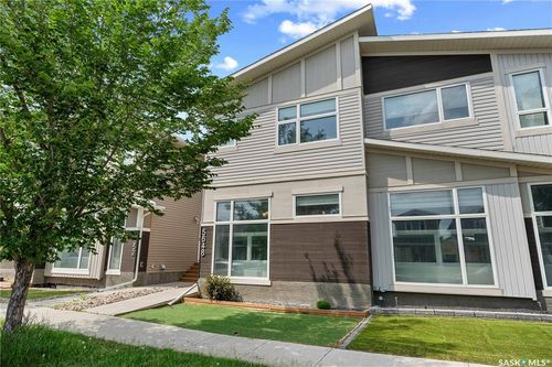 5648 Tutor Way, Regina, SK, S4W0N6 | Card Image