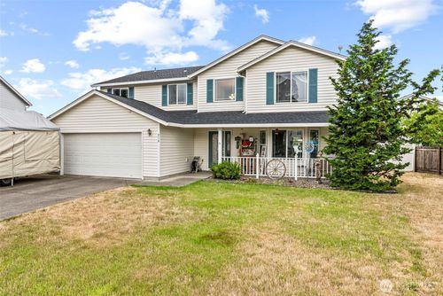 218 Blue Jay Ct, Kelso, WA, 98626-5815 | Card Image