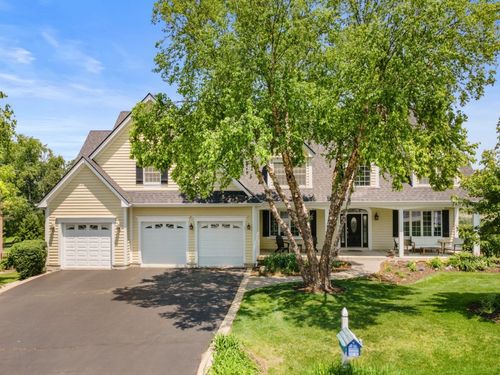6312 Kingsbridge Dr, Cary, IL, 60013-6401 | Card Image