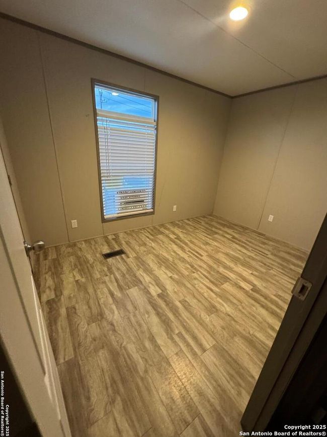 1608 Hildago, House other with 3 bedrooms, 2 bathrooms and null parking in Cotulla TX | Image 9