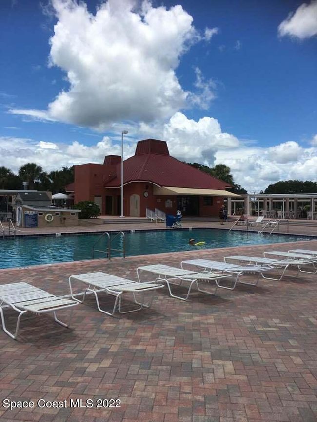 1446 Barefoot Circle, Sold in Barefoot Bay Zoocasa