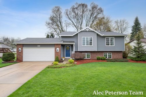 11154 Autumn Dr, Zeeland, MI, 49464-9100 | Card Image