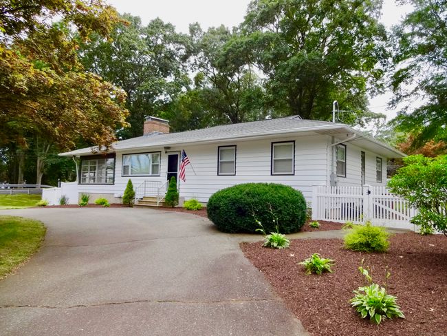 1 Birchwood Dr, House other with 3 bedrooms, 1 bathrooms and null parking in Ansonia CT | Image 5