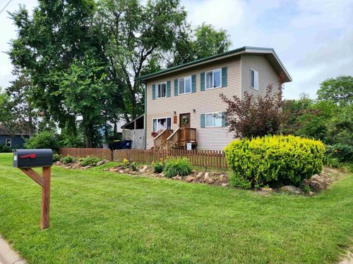 319 N Washington St, New Lisbon, WI, 53950-1017 | Card Image