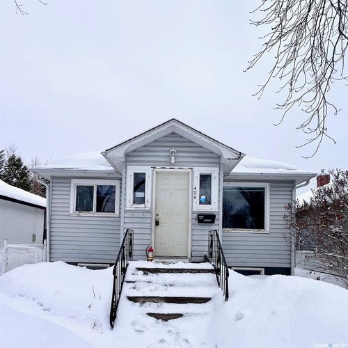 428 11th St E, Prince Albert, SK, S6V1A7 | Card Image