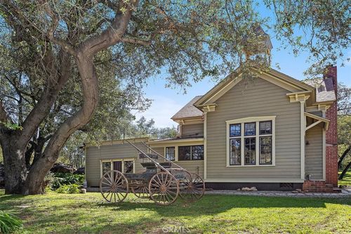 1239 Rainbow Valley Blvd, Fallbrook, CA, 92028 | Card Image