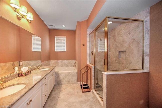 APT-201 - 10482 Autumn Breeze Dr, Condo with 3 bedrooms, 2 bathrooms and 1 parking in ESTERO FL | Image 14