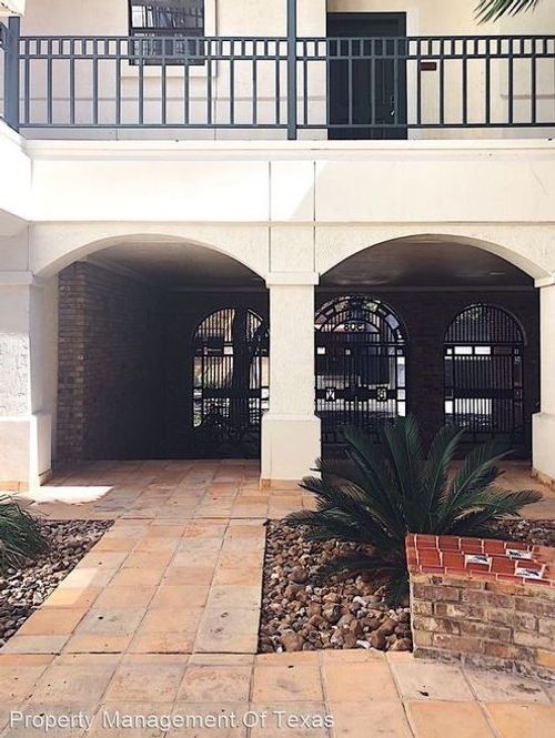 apt-314-1908 San Antonio St, Austin, TX, 78705-5545 | Card Image