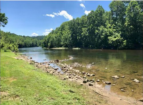 4551 Grove Hill River Rd, SHENANDOAH, VA, 22849-3322 | Card Image