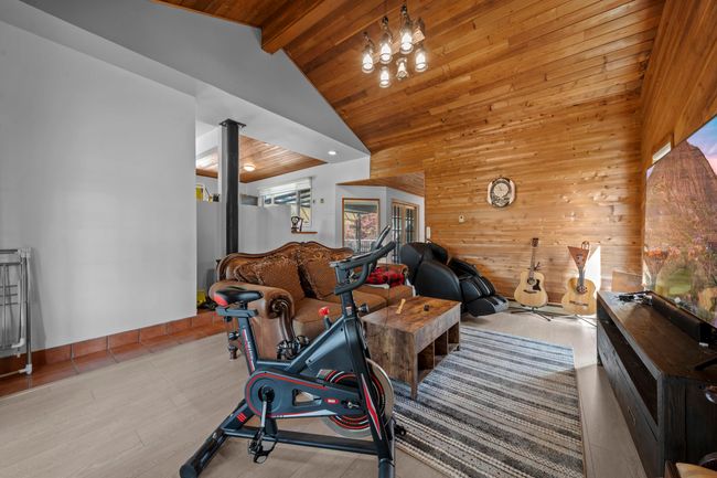 25412 58 Ave, House other with 6 bedrooms, 4 bathrooms and 20 parking in Aldergrove BC | Image 8