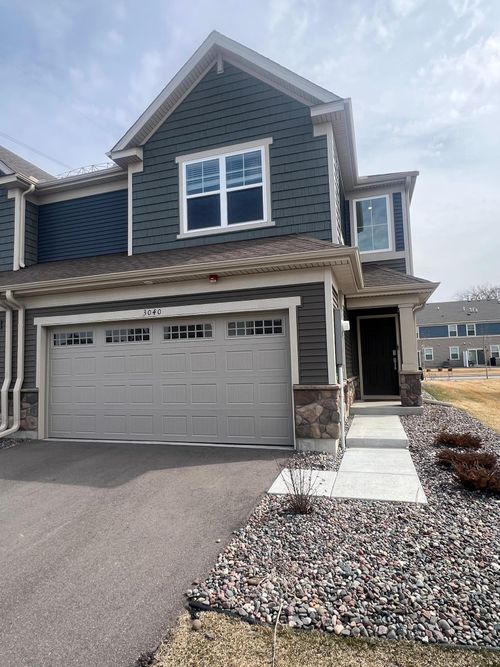 3040 Basswood St, Little Canada, MN, 55117-5525 | Card Image