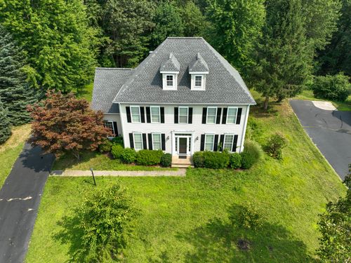 41 Buckingham Rd, Avon, CT, 06001-5109 | Card Image