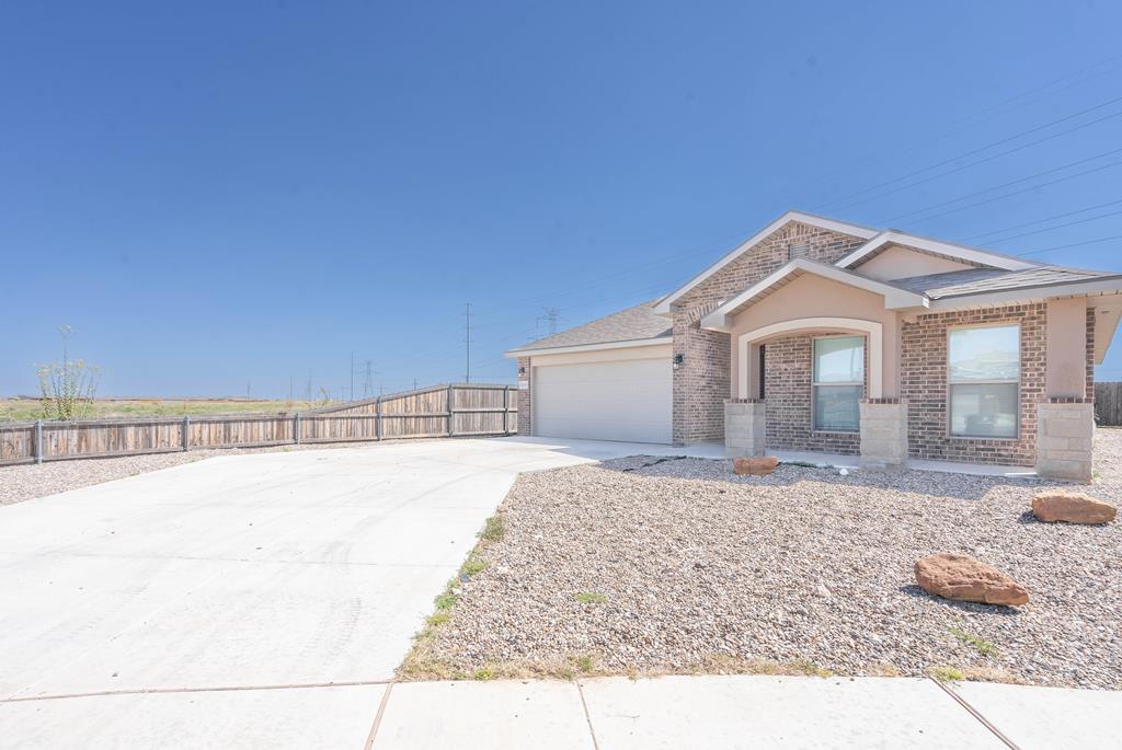 Wrangler Ln, Midland, TX 79705