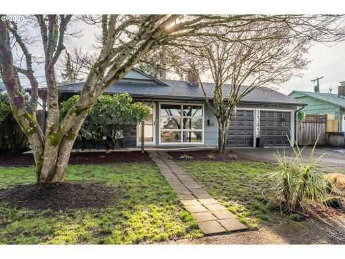 1343 Piedmont St, Springfield, OR, 97477-2612 | Card Image