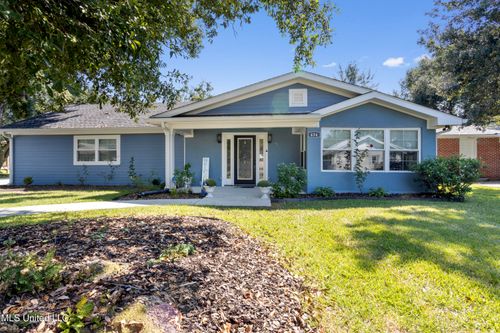434 Saint John St, Bay Saint Louis, MS, 39520-3406 | Card Image