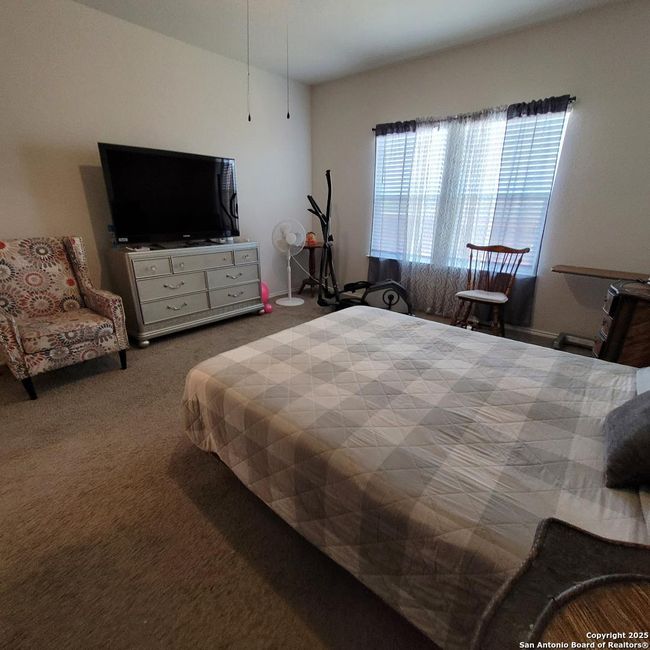 15703 Cardamom Cv, House other with 4 bedrooms, 3 bathrooms and null parking in Von Ormy TX | Image 15