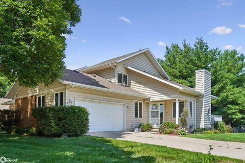 1535 Castlegar Ct, Pleasant Hill, IA, 50327-7063 | Card Image