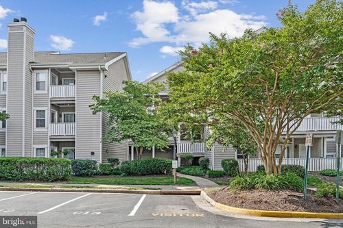 205-14313 Climbing Rose Way, CENTREVILLE, VA, 20121-5167 | Card Image