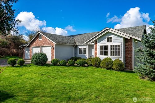 7618 137th Ave Se, Snohomish, WA, 98290-9010 | Card Image