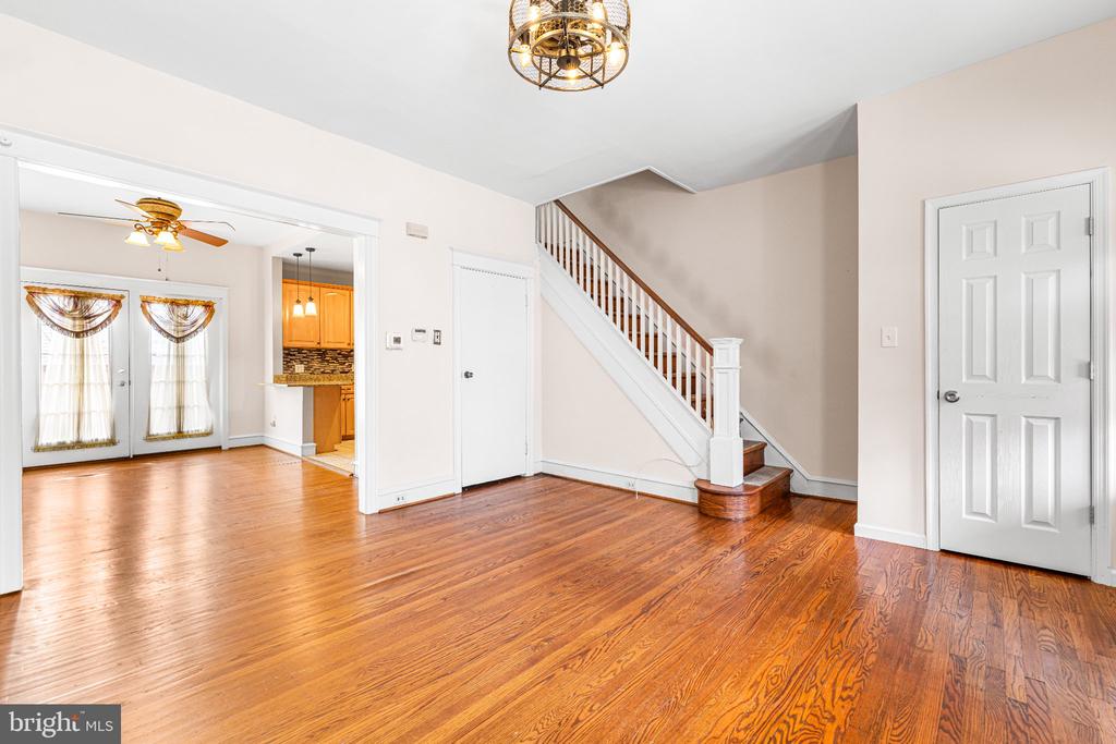 Residential in PHILADELPHIA 3