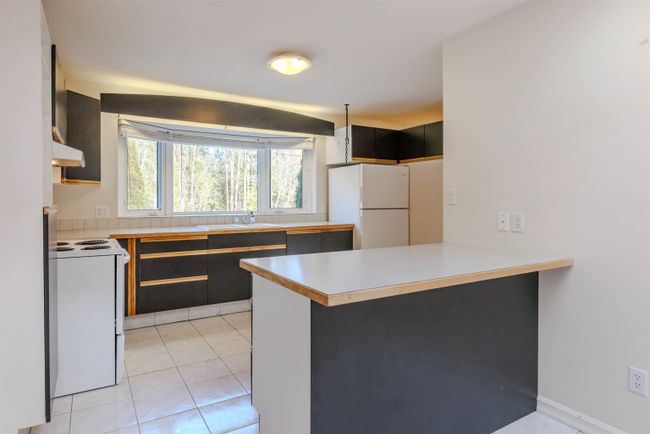 61 Newman Road, House other with 2 bedrooms, 1 bathrooms and 2 parking in Langdale BC | Image 14