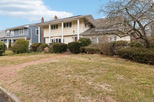 26 Dell Dr, East Rockaway, NY, 11518-2108 | Card Image