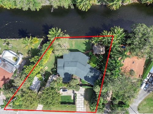 11377 W Biscayne Canal Rd, Miami, FL, 33161-6656 | Card Image