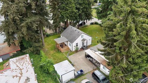14808 131st Ave Se, Renton, WA, 98058-2864 | Card Image