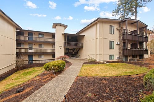 844 W Cliff Dr, Spokane, WA, 99204-3761 | Card Image