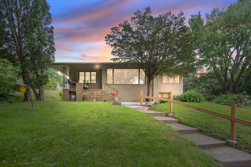 895 Humboldt Ave, West Saint Paul, MN, 55118-1427 | Card Image
