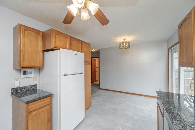 Open and bright area | Image 12