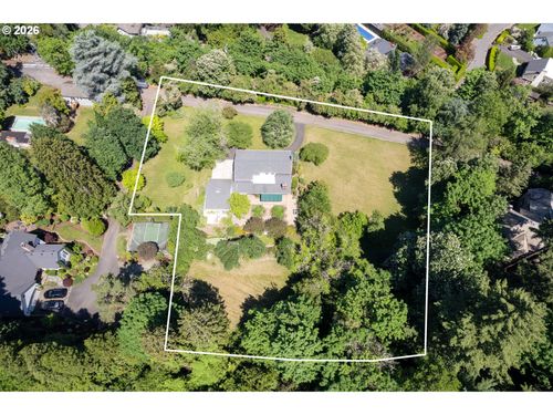 11385 S Riverwood Rd, Portland, OR, 97219-8446 | Card Image