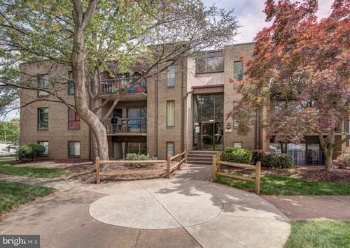 apt-204-11051 Camfield Ct, MANASSAS, VA, 20109-7506 | Card Image