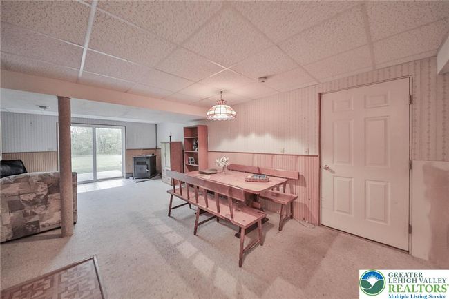 Finished basement | Image 22