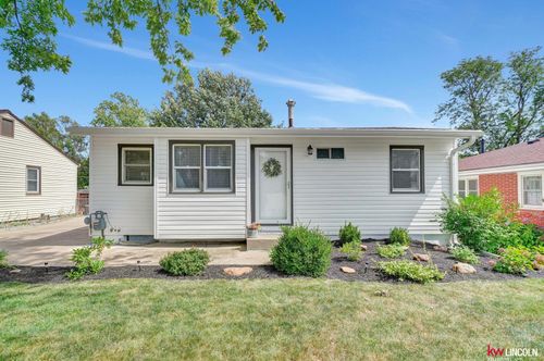 2010 N 59th St, Lincoln, NE, 68505-1127 | Card Image