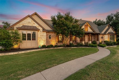 121 Waterford Ln, Georgetown, TX, 78628-6905 | Card Image