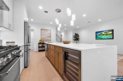 11 Fey Pl, Oradell, NJ, 07649 | Card Image