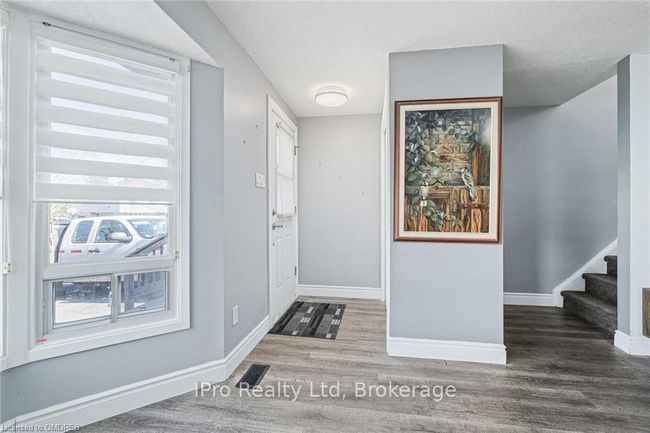 6 The Greenway, House attached with 3 bedrooms, 3 bathrooms and 3 parking in Cambridge ON | Image 4