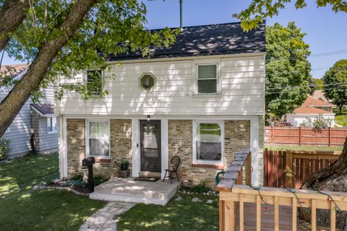 2144 S 108th St, WEST ALLIS, WI, 53227-1106 | Card Image