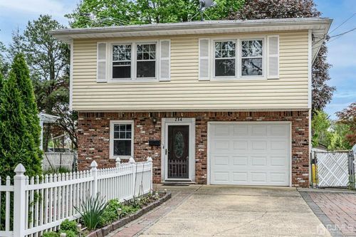 254 Fulton St, New Milford, NJ, 07646-1639 | Card Image