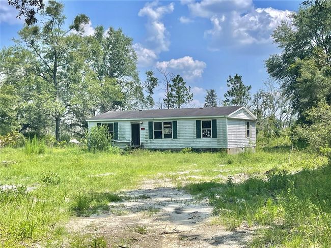 8612 Sw 156th Place, House other with 3 bedrooms, 2 bathrooms and null parking in Dunnellon FL | Image 3
