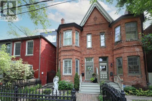 113 Trinity St, Toronto, ON, M5A3C7 | Card Image