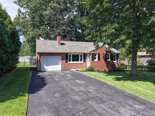 114 Fenway Dr, Springfield, MA, 01119-2434 | Card Image